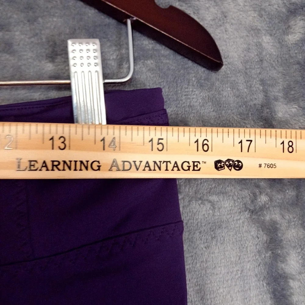 Lululemon Athletica Pants Womens 10 Purple‎ Capri Running Zip Pocket Reflective